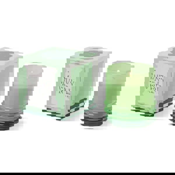 a fresh, crisp, and herbaceous scent designed to feel energizing and clean