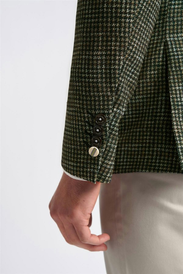 Riva Blazer Cuff Detail