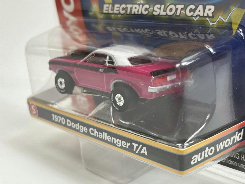 Auto World Slot Cars 1970 Dodge Challenger T/A Pink Thunderjet Ultra G HO Slot Car SC377-5