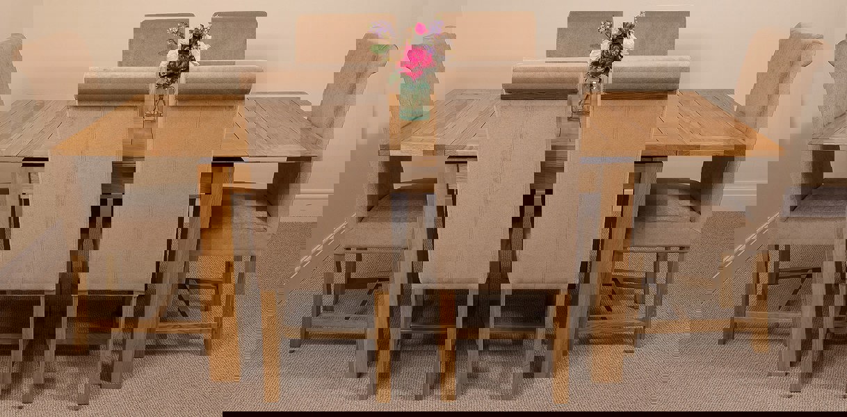 That's Furniture Richmond Medium Oak Extendable Dining Table with Washington Fabric Chairs