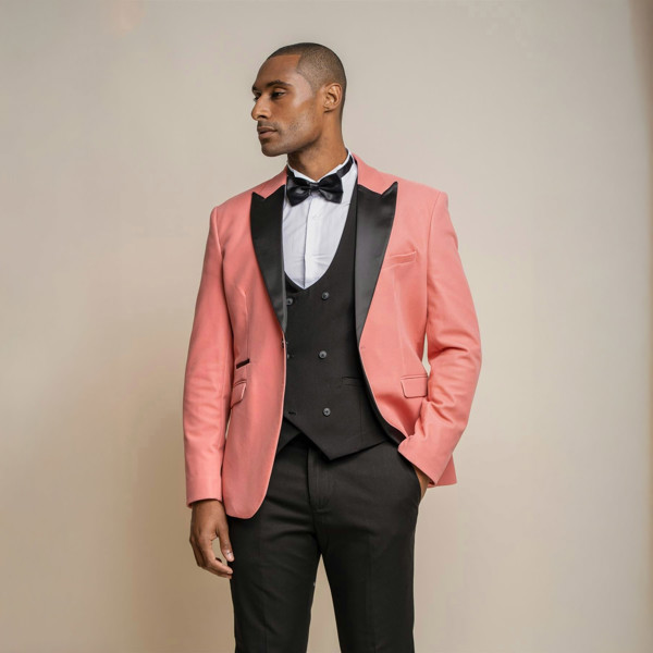 House of Cavani Rosa Velvet Blazer