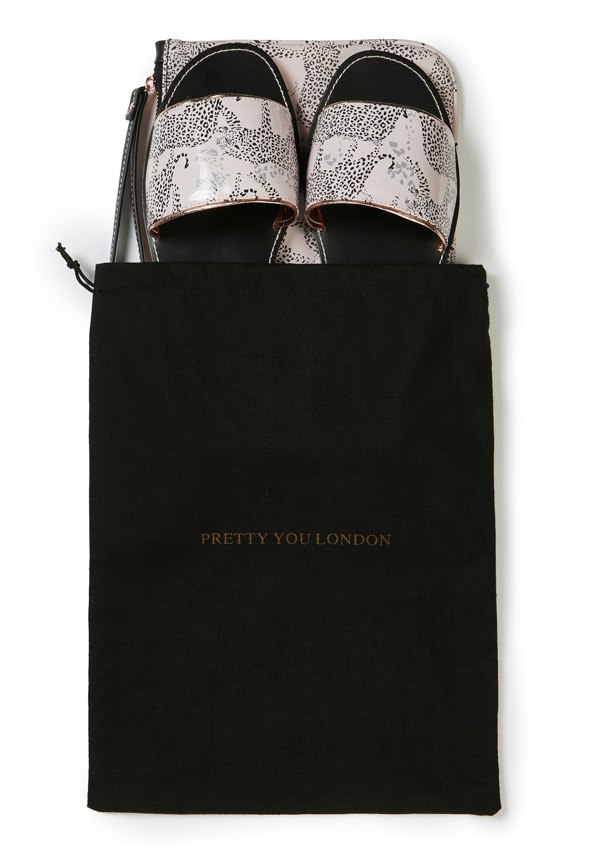 Pretty You London Leopard Printed Slide and Clutch Set