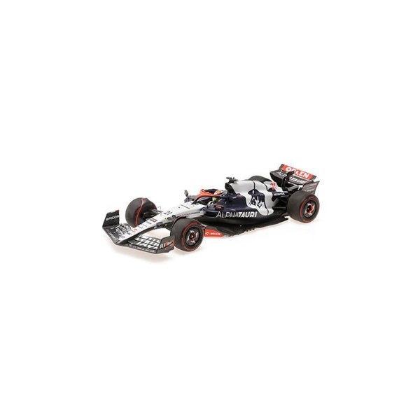 Minichamps Nyck De Vries Scuderia Alphatauri AT04 1:18 2023 Minichamps 117230121