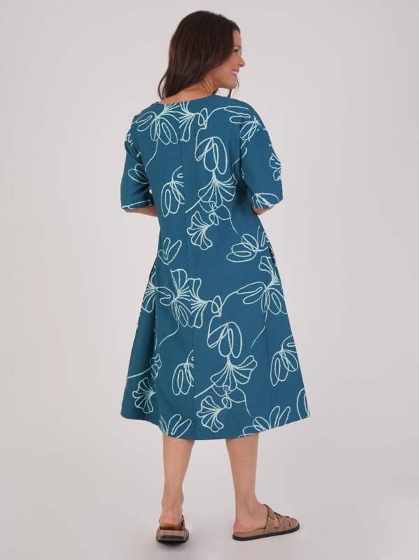 VIZ-A-VIZ Floral Printed Dress
