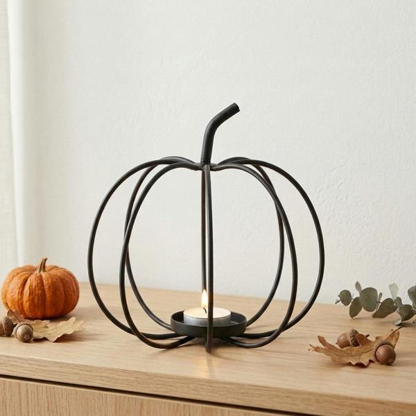 Garden Greatness Seasonal Pumpkin Candle Holder Display