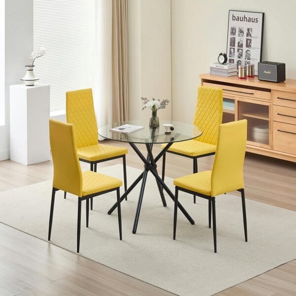 Outdoor Living New York Dining Table with 4 Emily Leather Chairs