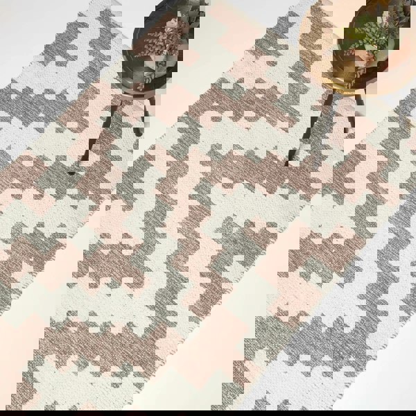 HOMESCAPES Malina Brown & Natural Kilim Cotton Rug