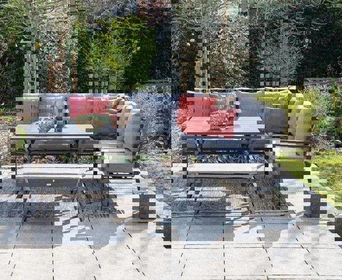 Garden Impressions Sergio - Lounge & Dining Corner Sofa, with Table, Bench and Optional Chair - Light Grey Cushions