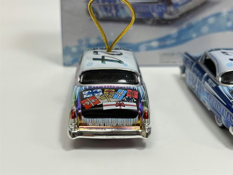 Mini GT Lincoln Capri Christmas Hot Rod By Tim Sadchikov 1:64 Mini GT MGT00888L