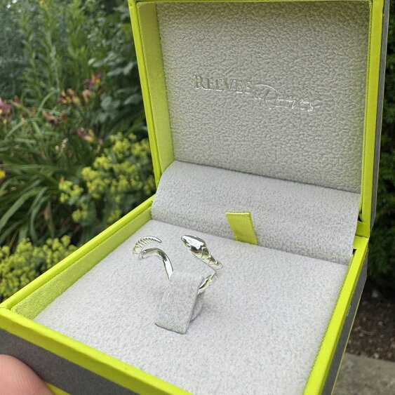 Reeves & Reeves Adjustable Snake Ring