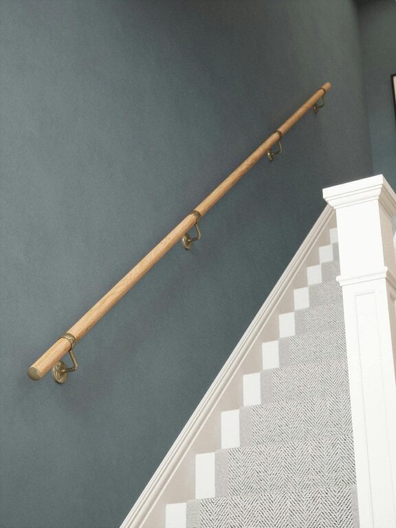 Handrails Direct Stoneleigh Red Oak Straight Flight Handrail