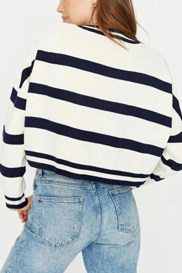WOVCOR Crop Striped Knit Sweater