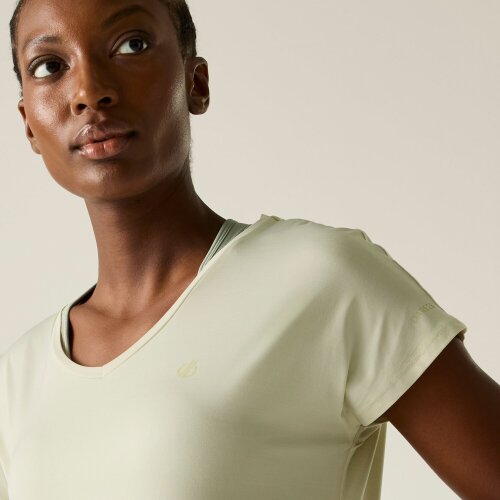 Dare 2B Womens Vigilant Active T-Shirt - Almond Milk