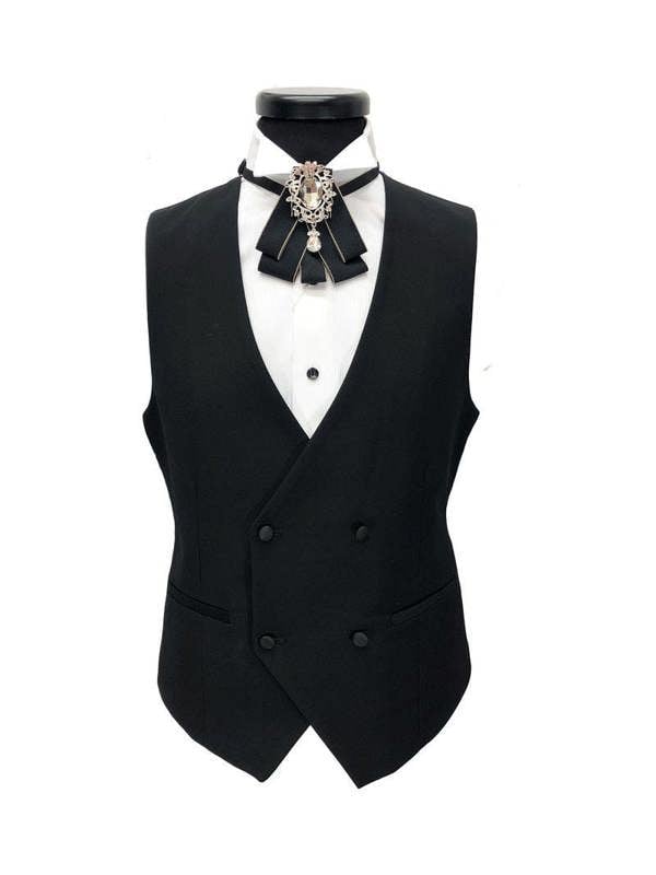 Model of black waistcoat - Pamoni