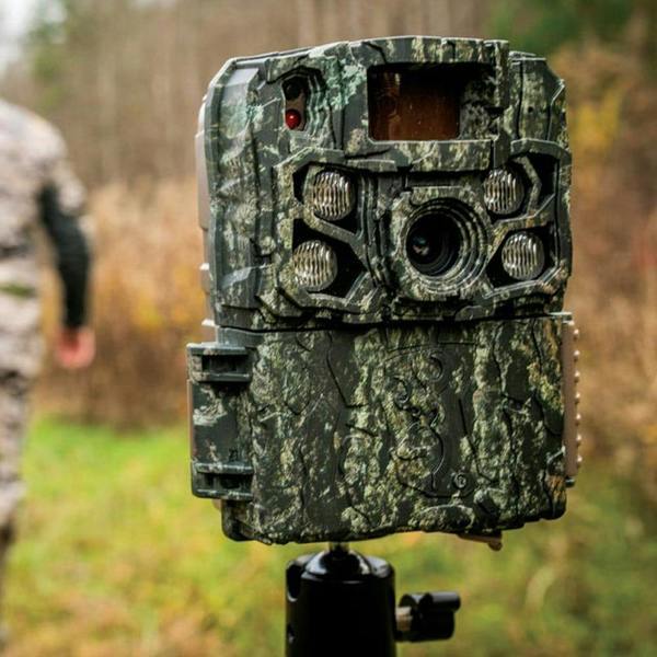 Browning Strike Force FHDR Trailcam