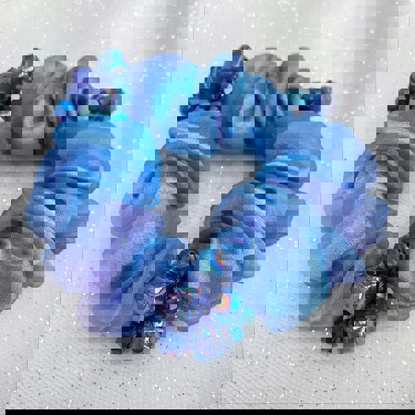 blue scrunchie with gems organza