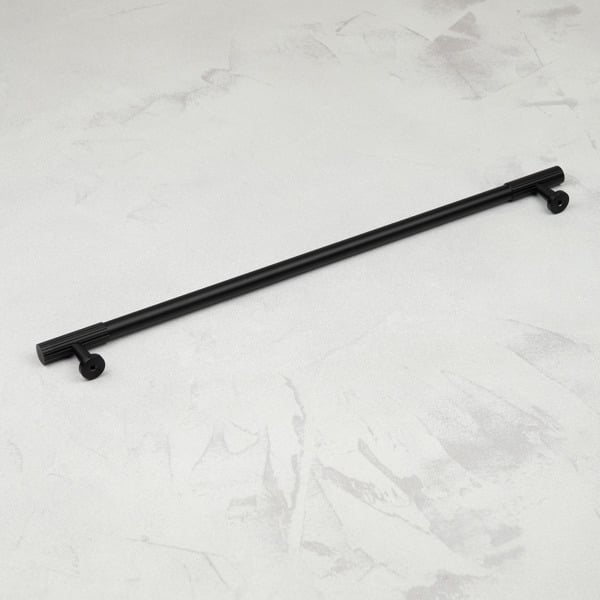 Handle & Home Matt Black Reeded Knob/Handles