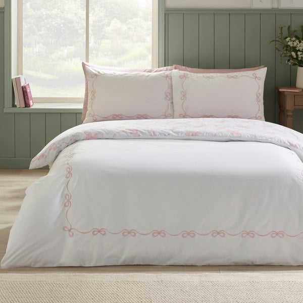 Catherine Lansfield Bow Embroidery Duvet Cover Set White / Pink