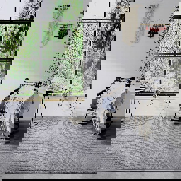 High Pile Grey Rug Pigment – Geometric Design