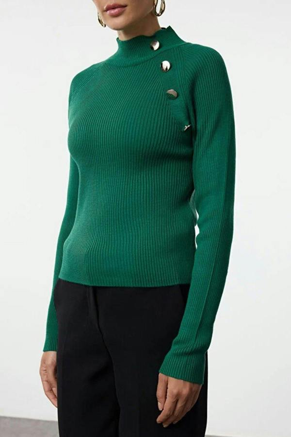 WOVCOR Stand-Up Collar Slim Fitted Knit Sweater with Button Details