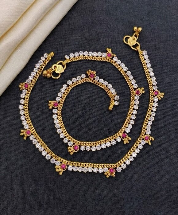 The Colourful Aura Gold Plated Crystal Stone Dangle Charm Payal Anklet