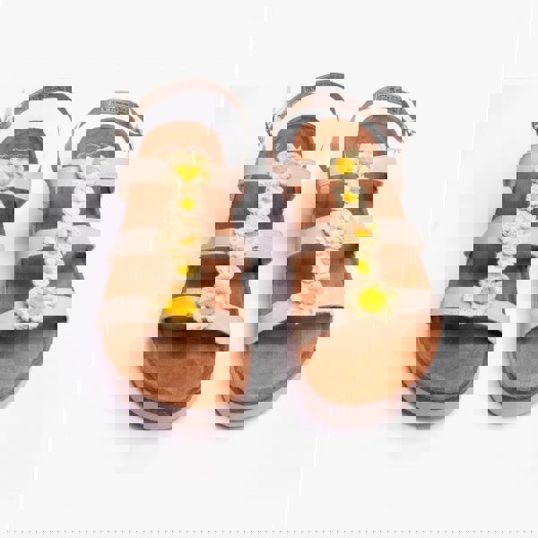 1678278560-47201200.jpg