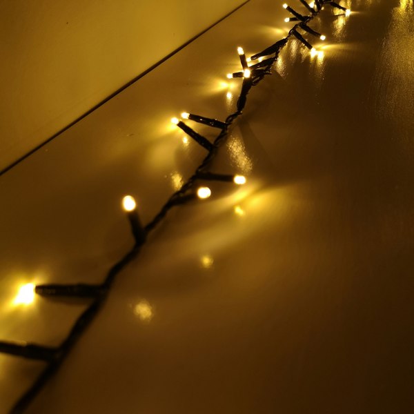 Samuel Alexander 1000 LED 25m Indoor Outdoor Christmas Multi Function Mains Operated String Lights with Timer in Vintage Gold