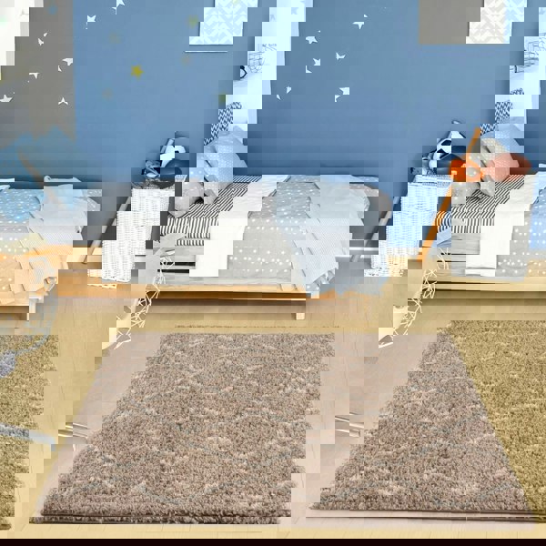 Shaggy rug Beige colour High Quality Elegant Moroccan Pattern