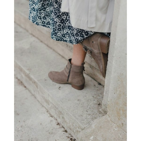 Hush Puppies Jenna Ankle Women's Boots in Taupe