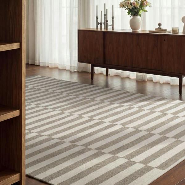 Vika Grey wool rug, striped design, reversible, underfloor heating, hand-woven, easy-care rug.
