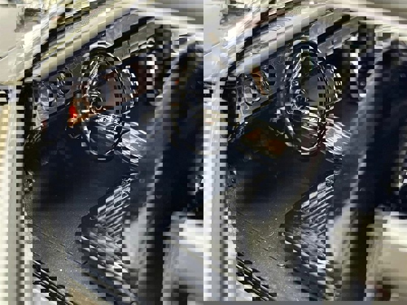 Greenlight 1970 Dodge Charger with Blown Engine Black 1:18 Greenlight Artisan Collection 19122