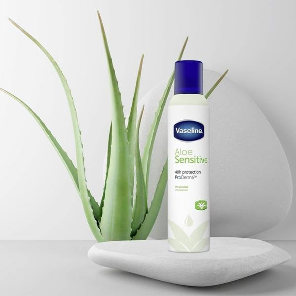 Vaseline Anti-Perspirant Deodorant Spray Aloe Sensitive Women 250ml, 2 Pack