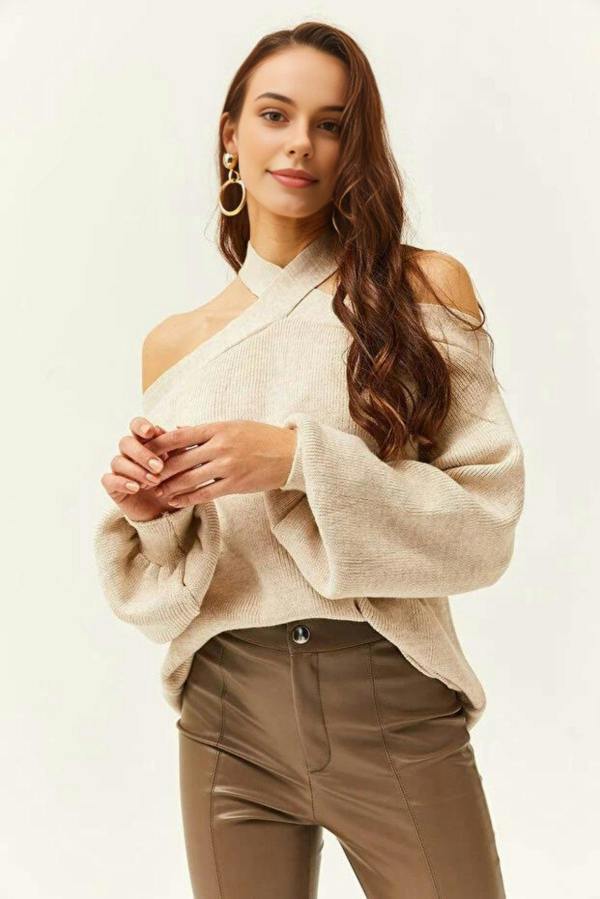 Hoxton Gal Cross-Neck Knit Sweater