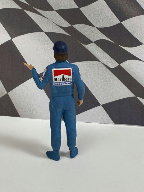 Cartrix Niki Lauda 1974 With Cap 1:43 Scale Racing Figure Cartrix CT059