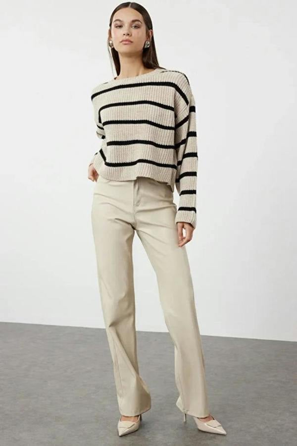 Hoxton Gal Cropped Basic Striped Oversized Knit Sweater