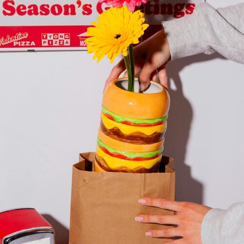 Love Frankie Burger Vase