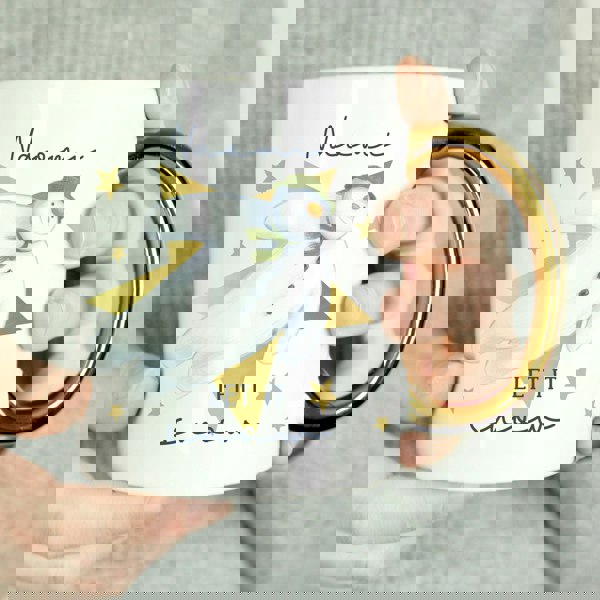 Personalised Memento Company Personalised The Snowman Let it Snow Gold Handed Mug