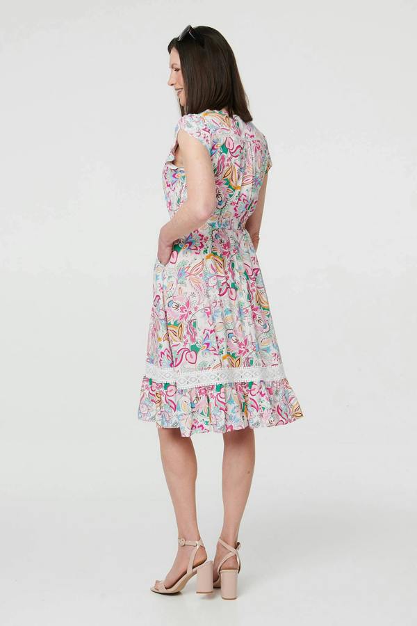 White | Floral Cap Sleeve Lace Knee Length Dress