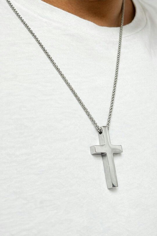 SVNX Cross Pendant Necklace in Silver