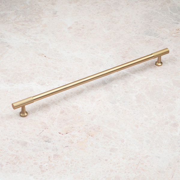 Handle & Home Brushed Brass Reeded Knob/Handles