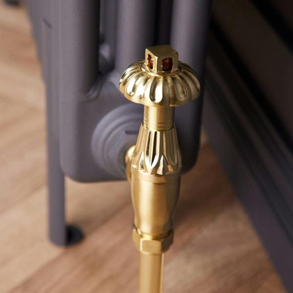 Flode Traditional Style Angled TRV & Lockshield | 15mm x 1/2" | Brushed Brass