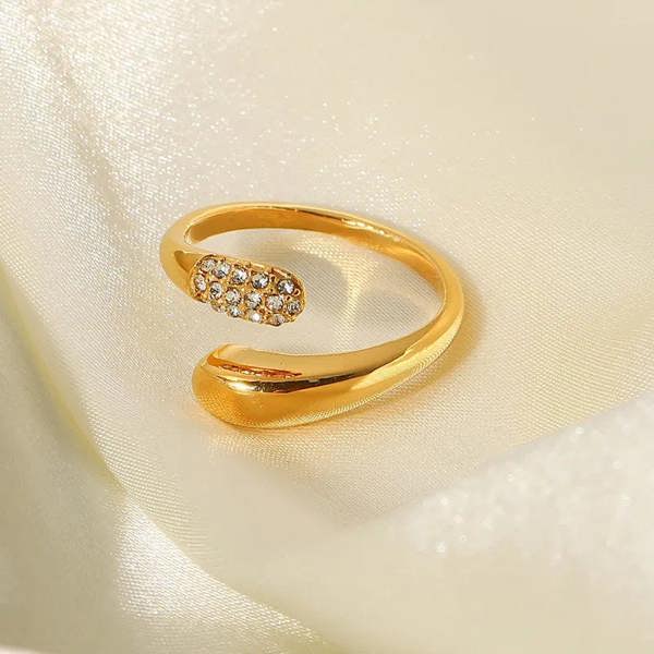 Elk & Bloom Double Star Dainty Dome 14K Gold Ring