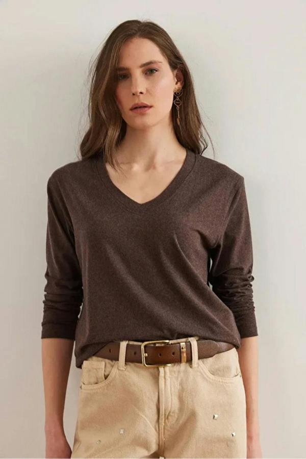 Hoxton Gal V-Neck Wool-Viscose Draped Sweater