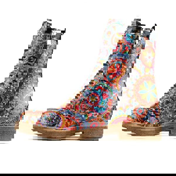 Embassy London Traveller - Signature - Women's higher shaft leather boot with laces and zip