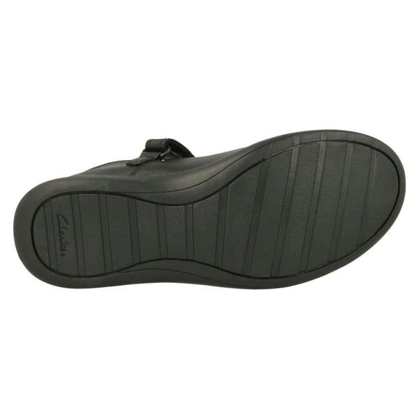 Clarks Girls Clarks Star Detailed School Shoes Etch Bright