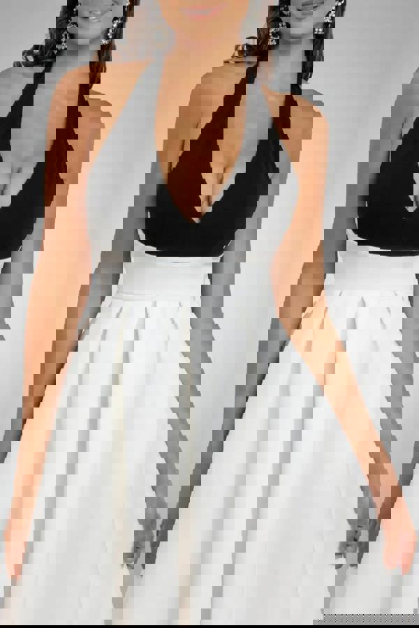 Contrast  Halter Neck Pleated A-Line Midaxi Dress - Black Cream DR4630