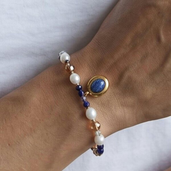Uchi & Soto Enso Crystal Bracelet with Sodalite Charm