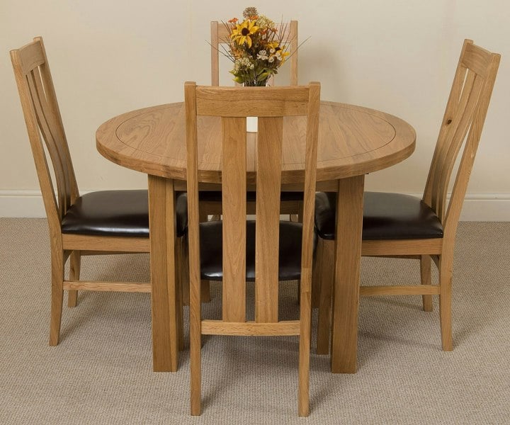 That's Furniture Edmonton Round Extendable Oak Dining Set with Princeton Oak Chairs