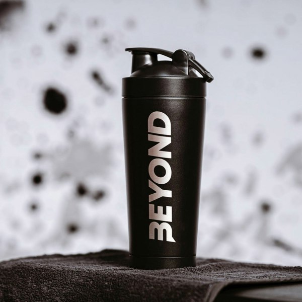 Beyond Shakers 735ml Protein Shaker Bottle - Black