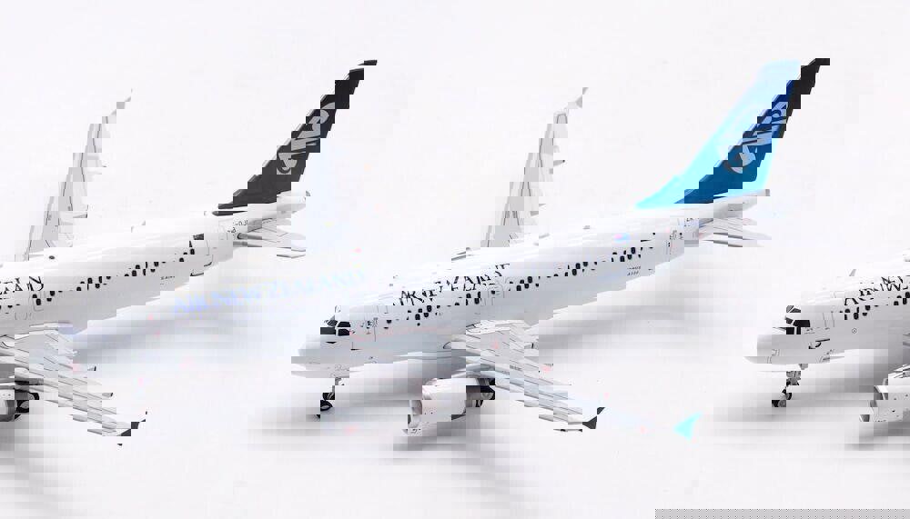 InFlight200 Air New Zealand Airbus A320-232 ZK-OJB With Stand 1:200 Scale Inflight200 IF320ZK0523